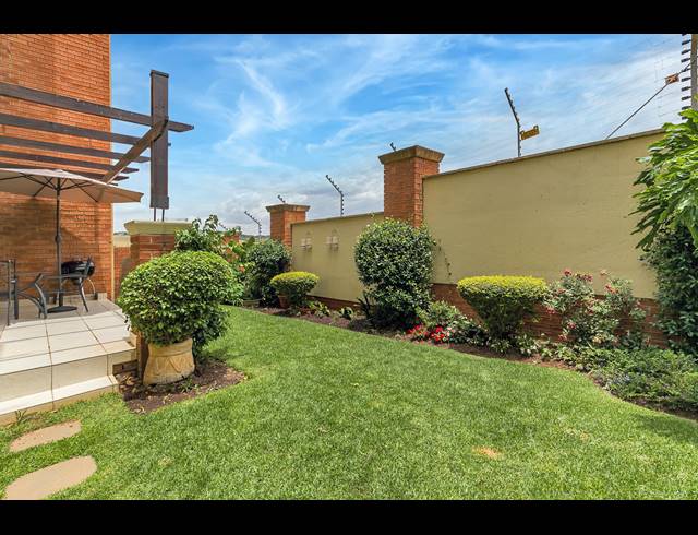 2 BEDROOM APARTMENT SOLD IN SUNNINGHILL